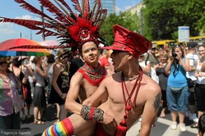 maciorqa - @VCO1: Wolę ich niż twoich kumpli z lgbtqwerty+