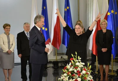 eaxene - Ej... dość słabo jak na PiS.
Ale jak nie marchewką to kijem.
W kolejnej pr...