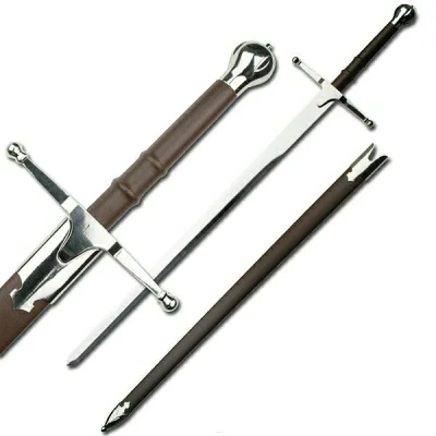 AdelbertPeel - Pochwa miecza często na metalowe, ozdobne okucia. Wyciąganie miecza w ...