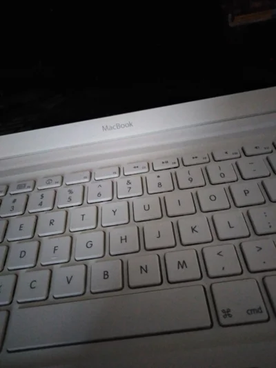 ZjemCinos - Witajcie Mireczki
Pacjent to MacBook 2009 z MacOS High Sierra z wyczyszcz...