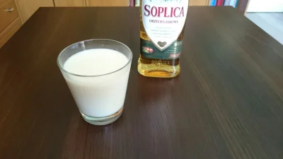 Lookazz - Mirko pij ze mno #pijzwykopem 

SPOILER