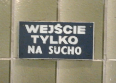 tabok - Heh... nawet wizyta na basenie przypomina mi o byłej : /

#suchar #humorobr...