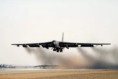 d.....4 - B-52G Stratofortress podczas operacji Pustynna Burza. 

Cała galeria: on.fb...