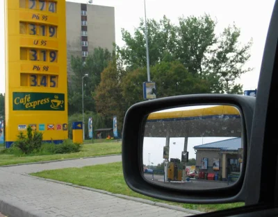 d.....s - Katowice, sierpień 2003. Dodam że wtedy ropa była notowana na giełdzie po 2...