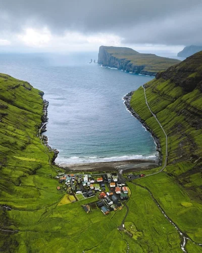 Castellano - Tjørnuvík. Streymoy. Wyspy Owcze
foto: chrisroams 
#fotografia #earthp...