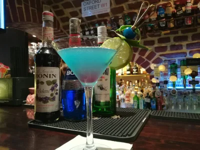 czeburashka - Omnomnom #bartender #alkohol #pijzwykopem #pracbaza
