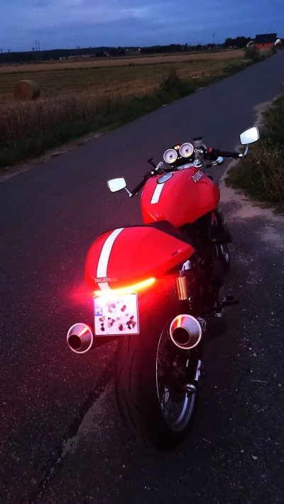 abc3 - Powrót do domu, bo ciemno i kijowo widać. Było fajnie ( ͡° ͜ʖ ͡°)
#motocykle ...