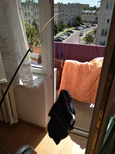lodowy_parapox - Mirki, niechcący podczas wieszania koca wyrzuciłam przez balkon ulub...