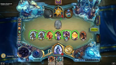 Nutaharion - Polecam na Profesora:
http://www.hearthpwn.com/decks/910630-icecrown-ci...