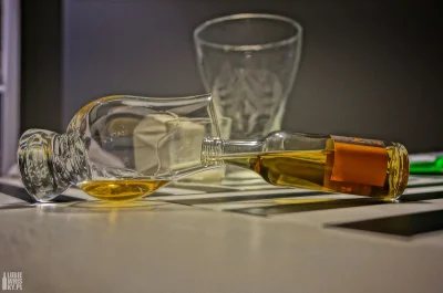 lubiewhiskypl - Piątkowe whiskobranie.

#whisky #singlemalt #alkohol #piatek #pije