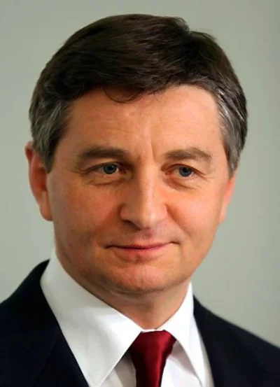 7.....0 - @basatrd: Janusz Tracz jest teraz marszałkiem Sejmu, więc lamusy cicho sza