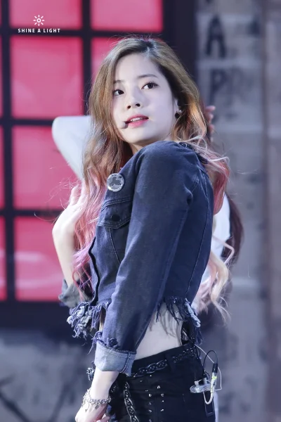 K.....o - #dahyun #twice 
#koreanka