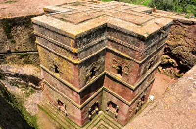 Gorti - Cuda z Lalibeli w Etiopii - zespół 11 monumentalnych kościołów z XII wieku wy...