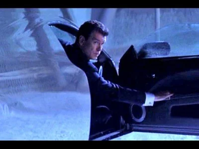 xandra - @Asarhaddon: Bond miał niewidzialny samochód już dawno ( ͡° ʖ̯ ͡°)