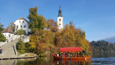 Lukaszeu07 - @Damasweger: Taką łódka jak na zdjęciu - byłem tam, ale pobyt na wyspie ...