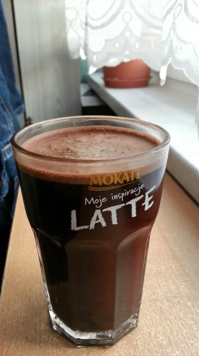 lolman - #niegotujzwykopem #kawa #latte 

Coś mi to Latte nie wychodzi. Coś robię źle...