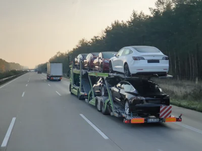 Ar_0 - Świeża dostawa. Może któraś jedzie do Was 

#tesla