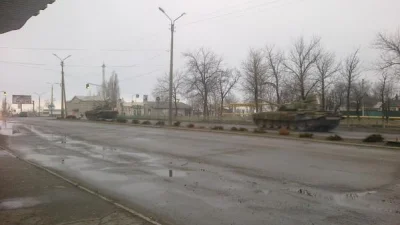 K.....y - Czołgi T72 i T64 separatystów w Krasnyj Łuczu.
foto
#donbaswar #ua