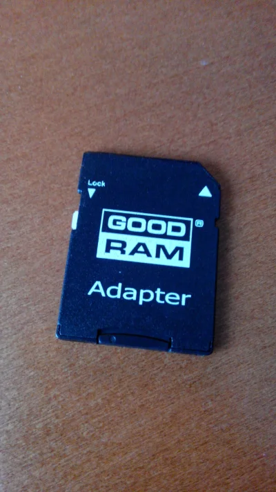 Bianconero - Kupiłem kartę pamięci GoodRam z adapterem microSD->SD. Przy wkładaniu je...