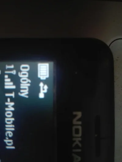 sdamians - Cześć Mirki mam problem, u mojego wujka w telefonie Nokia 215 dual sim poj...