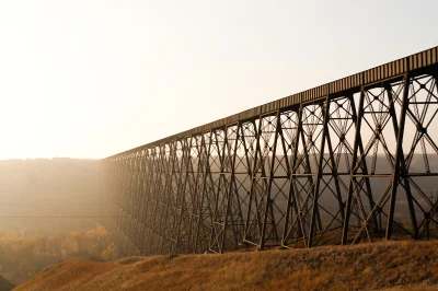 demiedzik - Most w miejscowości Lethbridge (Kanada) - najdłuższy i najwyższy na świec...