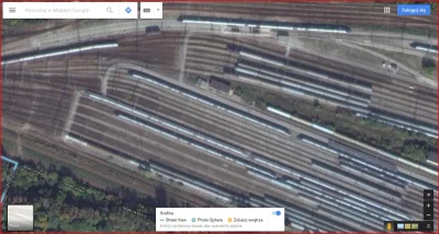 M.....5 - Co ja widzę :) Stare zdjęcie satelitarne w mapach #google - pociągi #pendol...