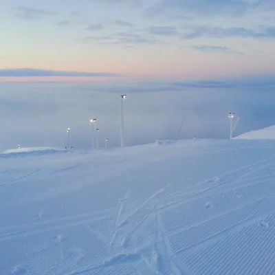 mordzia - Leniwy poranek na stoku spowitym chmurami i mgłą :).

#nartyzmordzia #narty...