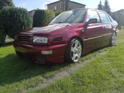 r.....a - kolekcjonerskie vento '96 po agrotuningu, jedyne 17k
link
#motoryzacja #s...