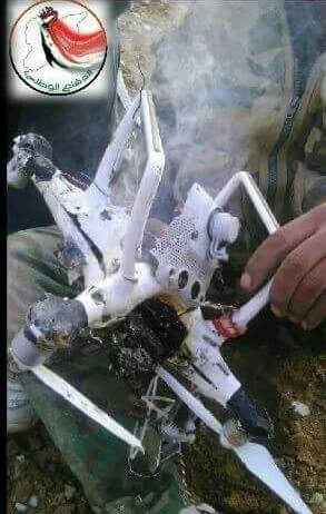 2.....r - Zestrzelony dron IS 

#syria #bitwaodeirezzor