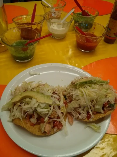 kotbehemoth - Tostady, dzielnica Coyoacán w mieście Meksyk, cena ok 11 zł za dwie

Je...