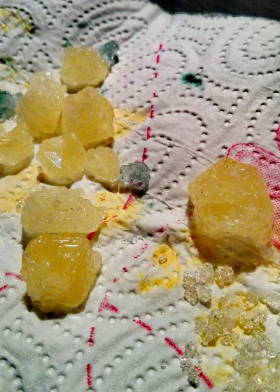 kaitek666 - kryształki z #rozowypasek się udały! kolorowe, bo był dołączony barwnik (...