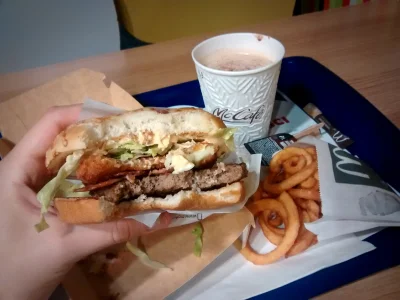 nairam24h - Jak ja uwielbiam to gówno ( ͡º ͜ʖ͡º)
#foodporn #kanapkadrwala #mcdonalds