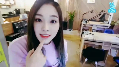 XKHYCCB2dX - #gahyeon #dreamcatcher 
#koreanka