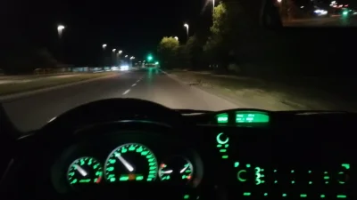 ziemniag - Wieczorny #nightdrive, na razie tylko po mieście nowym nabytkiem #saab. Na...