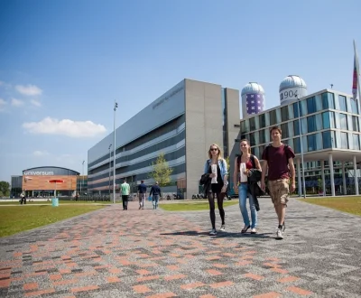 perki51 - Pomysł na studia: Holandia!

Jako wkrótce absolwent jednej z uczelni w Ho...