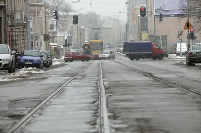 STRawny - @feyd_pl: Cała Łódź to miraż