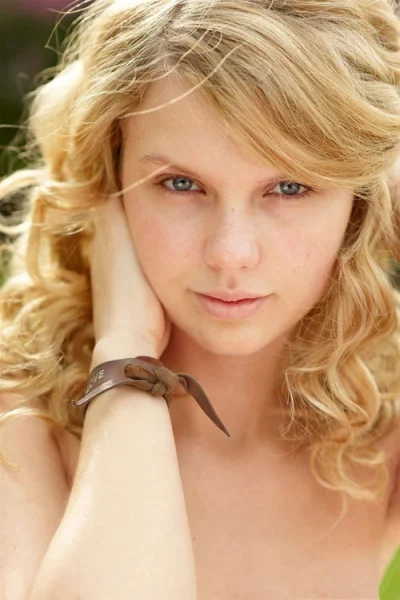 Corvo - Taylor Swift bez makijażu 
#taylorswift #ladnapani #aryjskauroda #bezmakijaz...