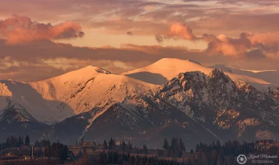 KamilZmc - Tatry w porannym świetle.
Nikon D7200 + Tamron SP 150-600, Exif: ISO100, 2...