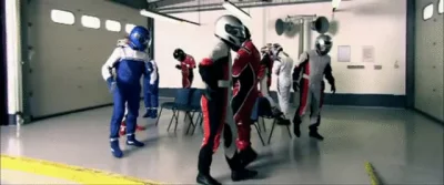 Faja - Połowa sezonu F1 ale nie oznacza to że rekrutacja jest wstrzymana.

#gif #pr...