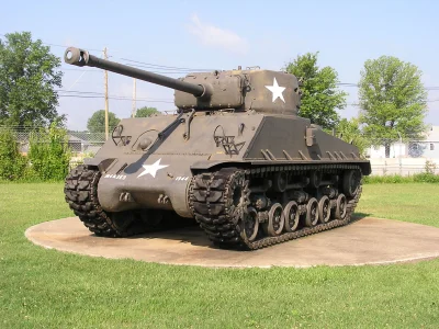 Sandman - #sprzetwojenny

Amerykański czołg średni M4 Sherman.
Z cyklu "kij w mrow...