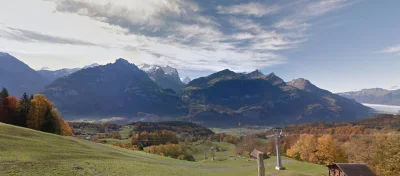 kaczmar119 - Skaczę sobie w Google Maps po Szwajcarii. Trafiłem w takie miejsce:
htt...