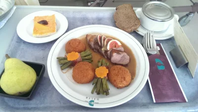 akworob - Obiad w szpitalu w Szwajcarii (Fryburg). Standardowo, bez żadnych dopłat wy...