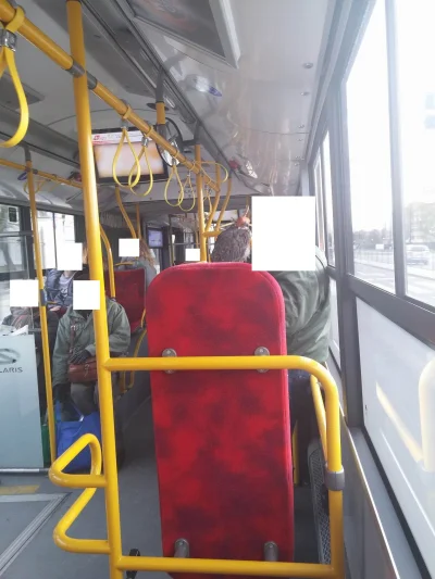 ArekJ - Znajomy mi właśnie wysłał zdjęcie z autobusu. Koleś wsiadł z sokołem na ramie...