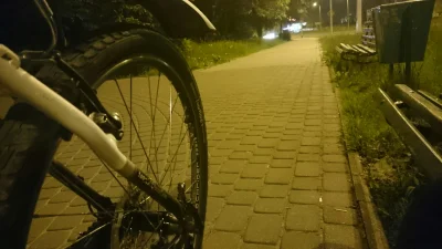 fromasz56 - #Kielce #nocnajazda #rower 

mimo, że juwenalia to miasto spokojne ;)