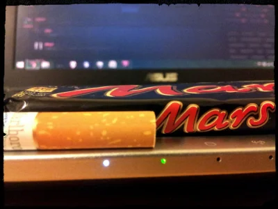 Alver - Mam ostatniego papierosa i ostatniego Marsa. :( co więcej jak widać na zdjęci...