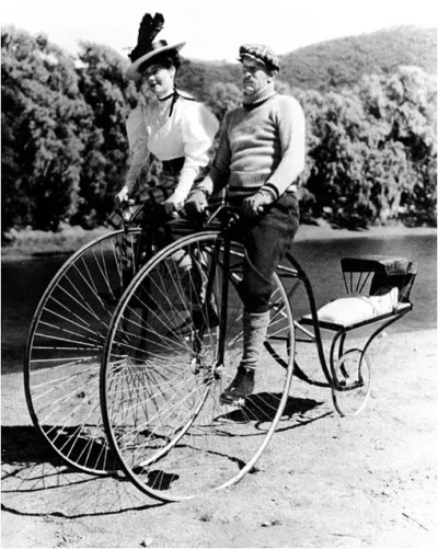 kono123 - Rower rodzinny 1910

#rower #rodzina #ciekawostki #bicycle #starezdjecia