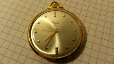 czysta - Mireczki, jaka może być wartość takiego zegarka? 
Napisane z drugiej strony:...
