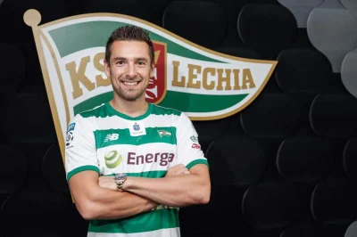 pawelczixd - Artur Sobiech oficjalnie w Lechii

#lechia #ekstraklasa #pilkanozna