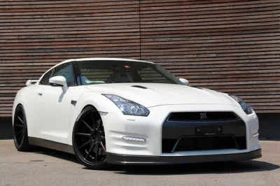 Agenda - Nissan GT-R na ładnej feldze 

#wykopcarsavenue #samochody #nissangtr