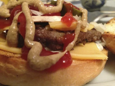 kiler129 - Domowy double cheesburger .... McD może się schować ;)



#jedzeniezwykope...